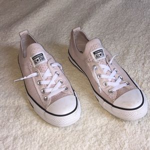pink converse